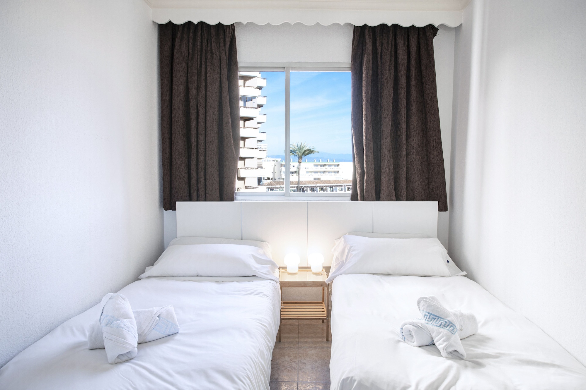 1 BEDROOM, APARTMENT