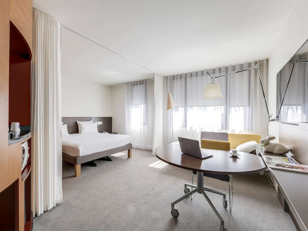 B&B HOME Paris Nord 18eme 38/57