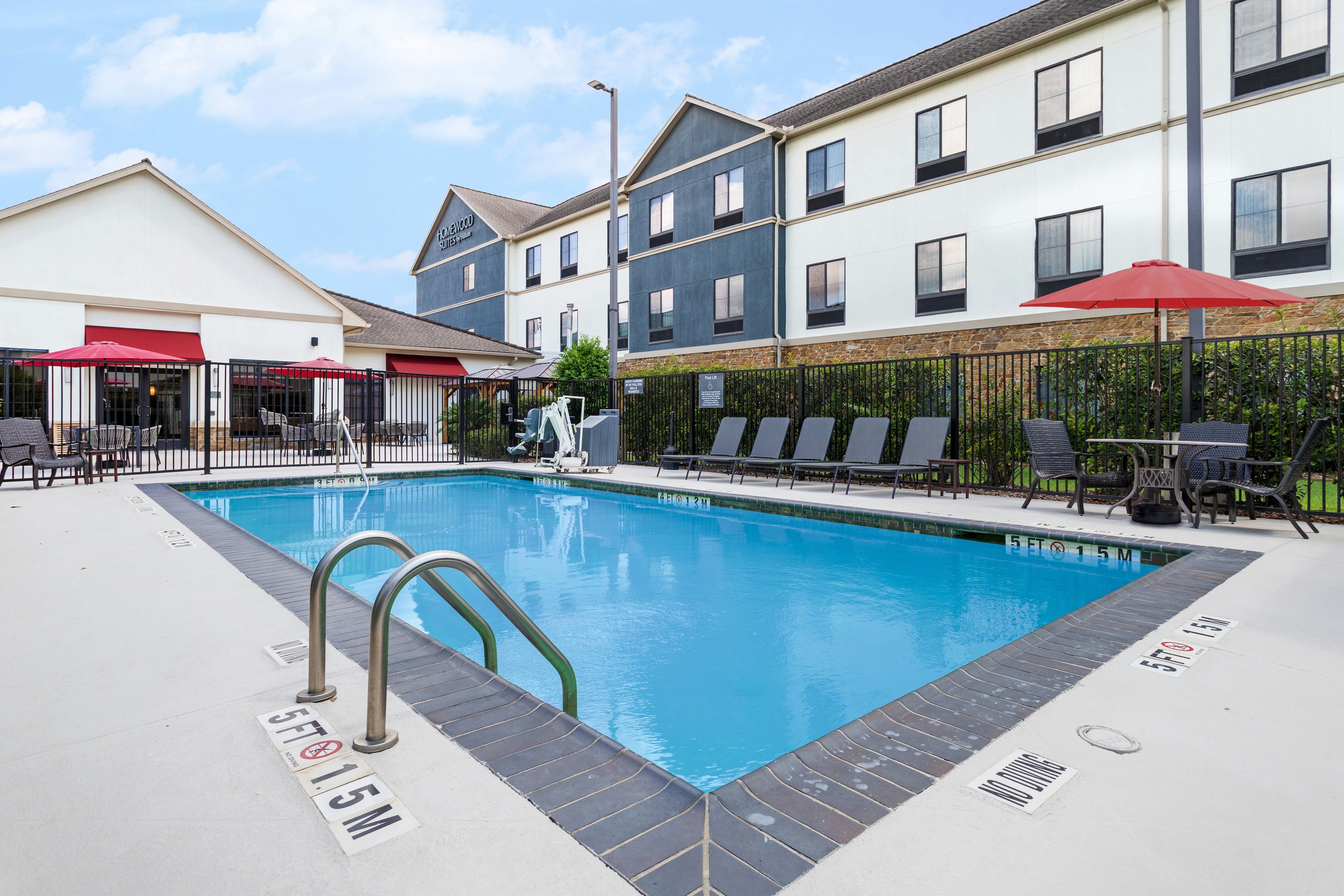 Homewood Suites by Hilton Beaumont, TX 9/43