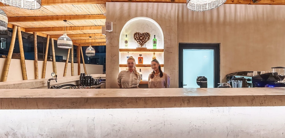 Cabana Blu Lifestyle Boutique Hotel & Suites 10/65
