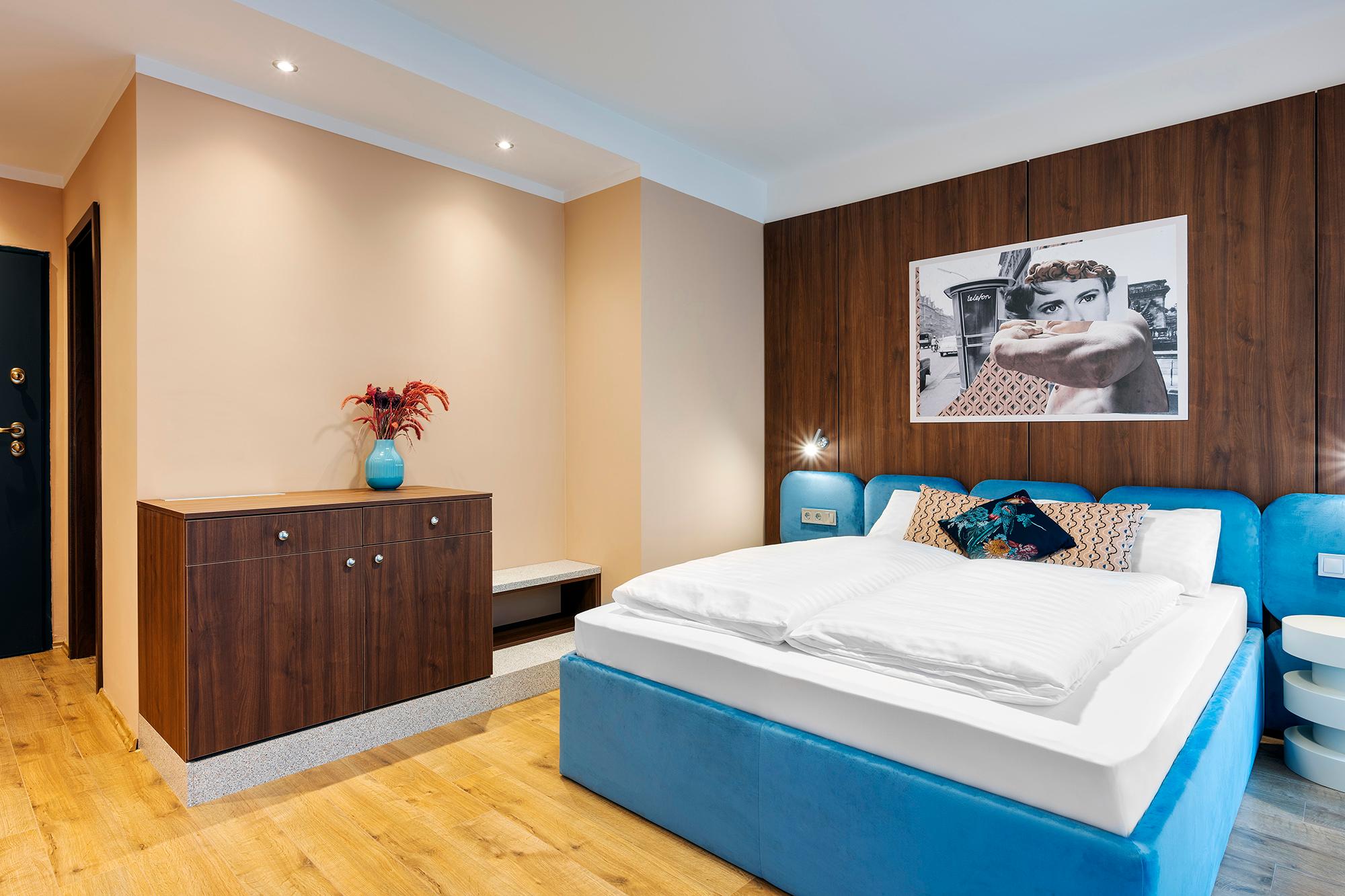 SWU Magazine Rooms 6/30