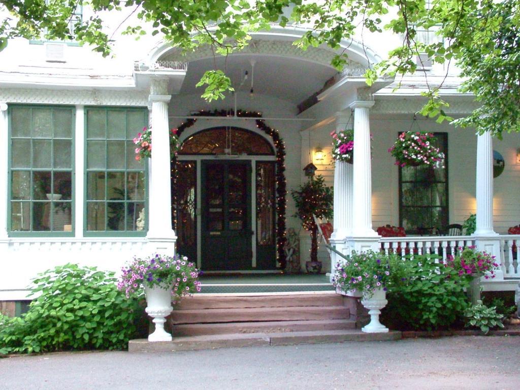 Marshlands Inn 2/15