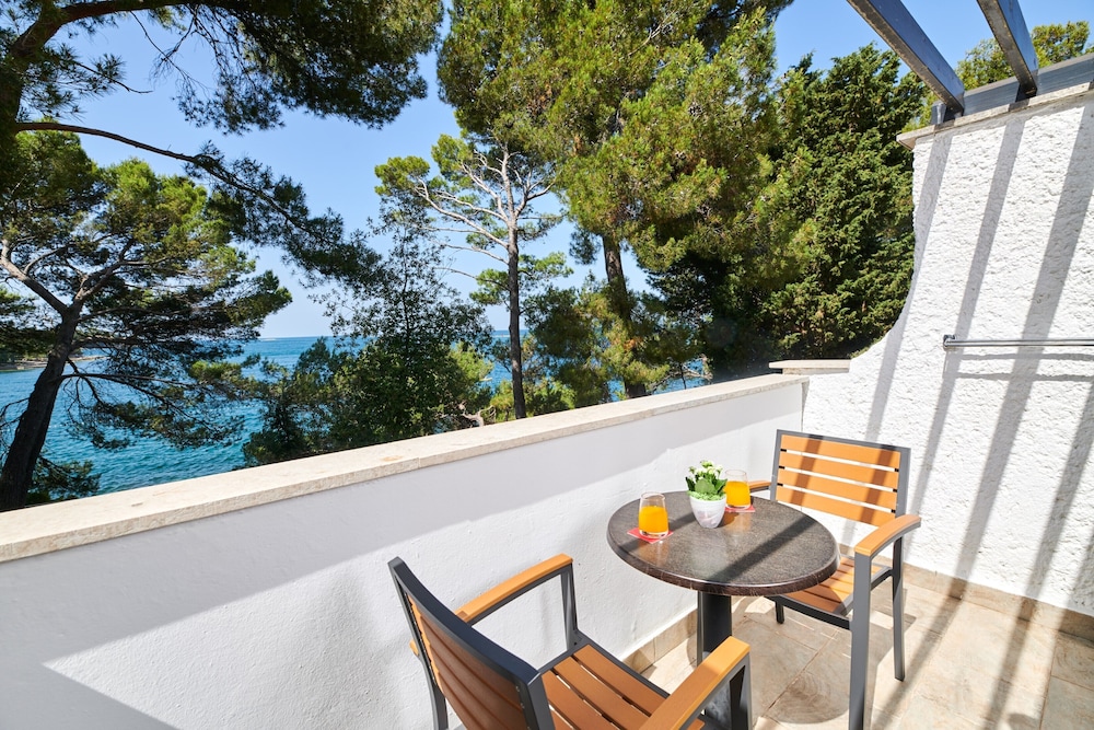 Villa Galijot Plava Laguna 30/50