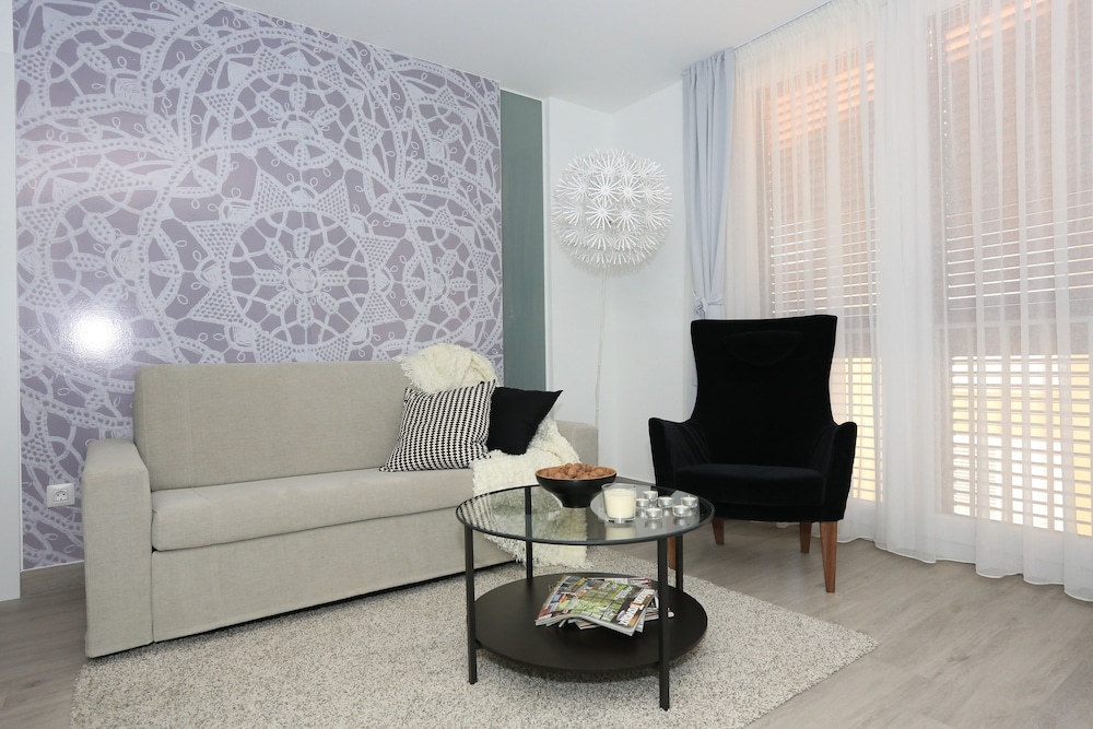 Apartments & Rooms Mareta Exclusive 24/50