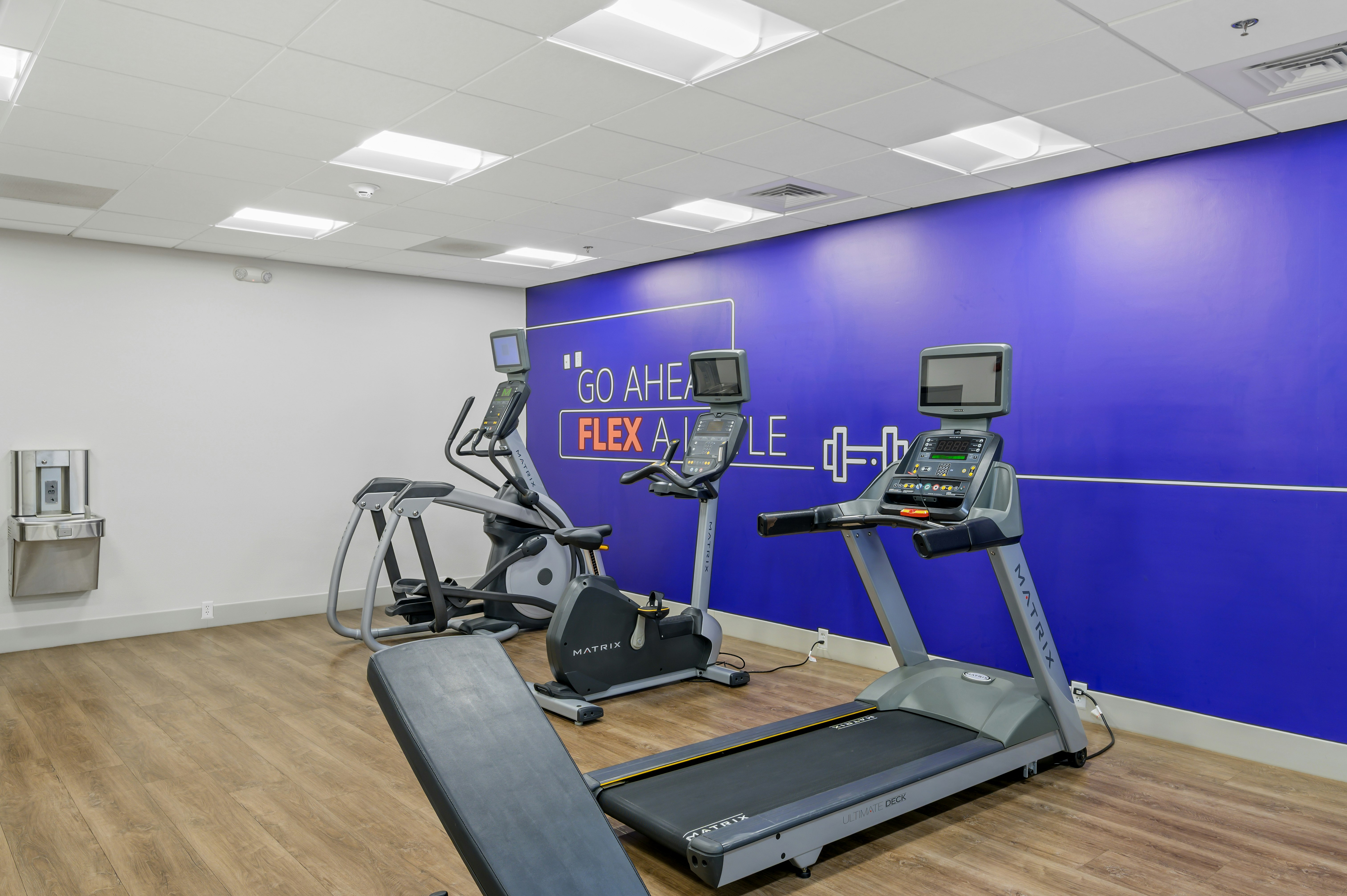 Holiday Inn Express & Suites White Hall 39/72