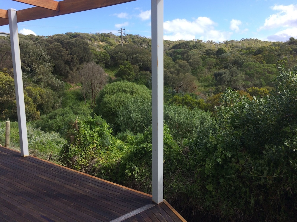 Oceanic Apartments Sorrento 63/69