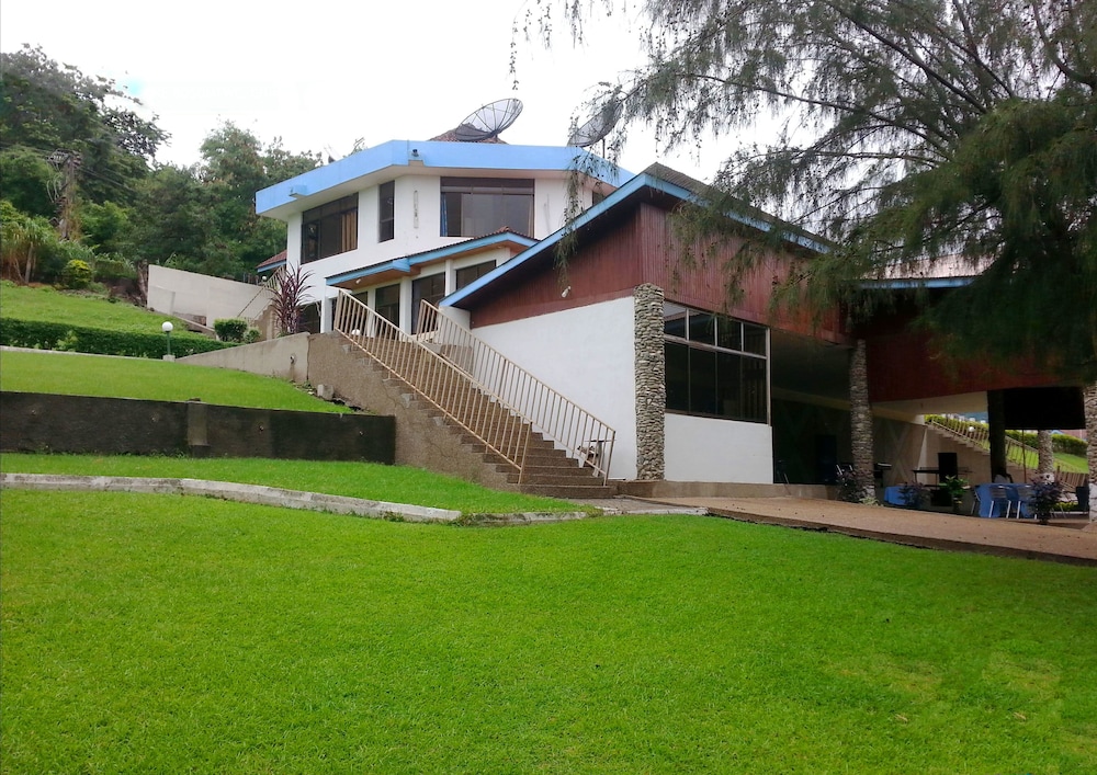 Paradise Resort Lake Bosomtwe 17/22