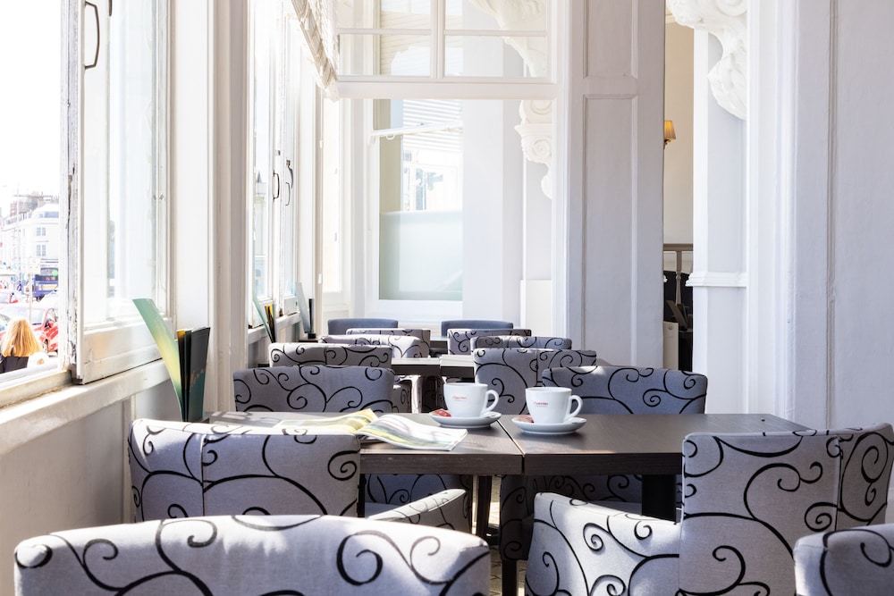 The Royal Hotel Weymouth 45/62