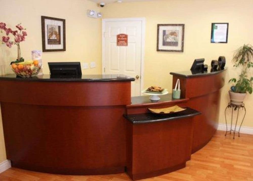 Quality Inn Suites Santa Cruz Mountains 4/14