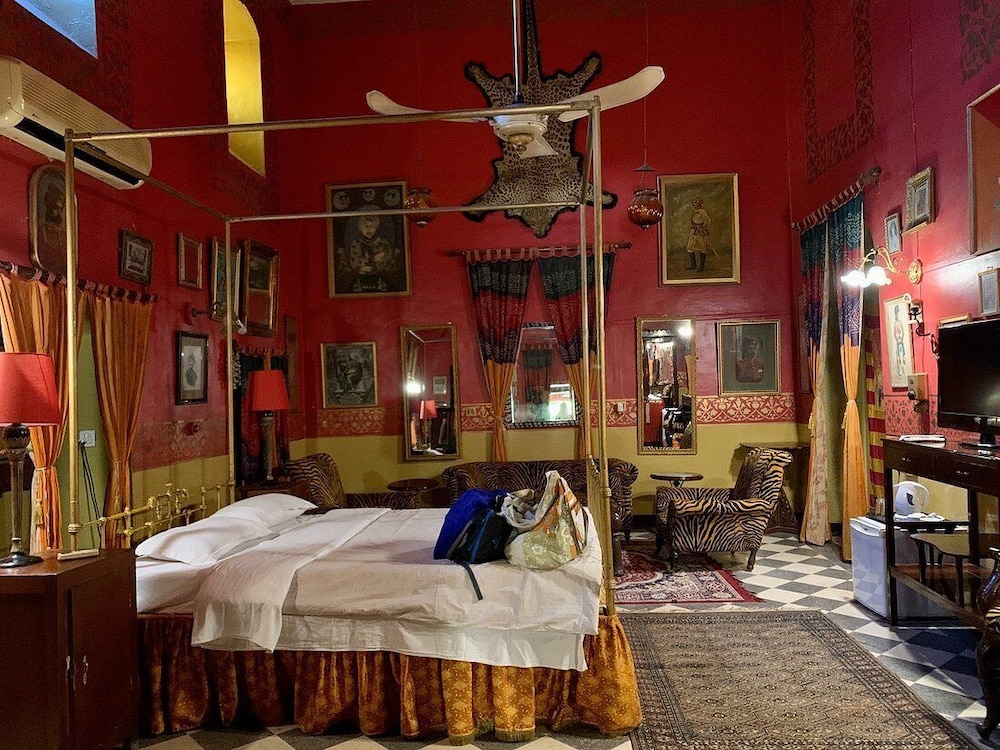 Hotel Bhairon Vilas 3/25