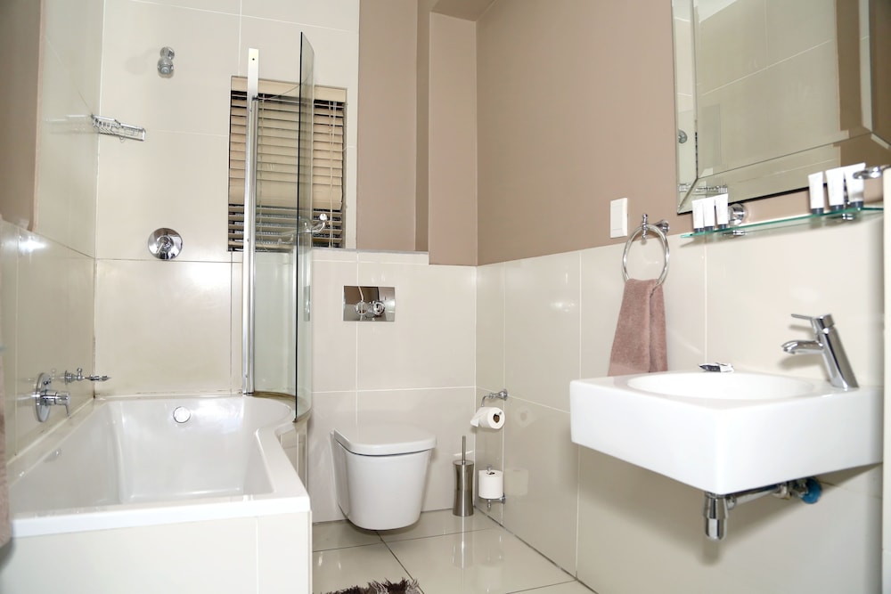 Sandton Lodge Rivonia 18/59