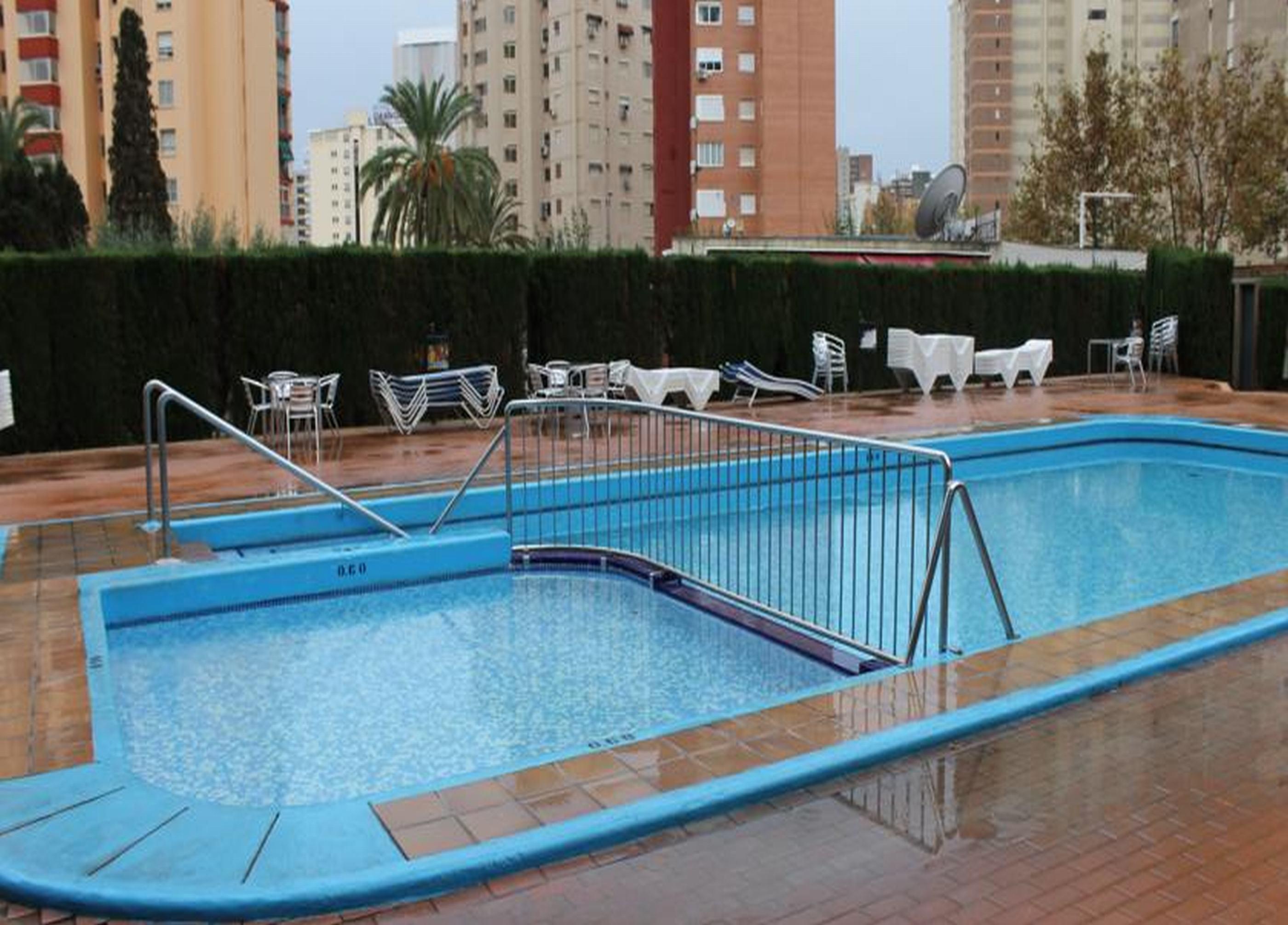 Apartamentos Alpha 12/29