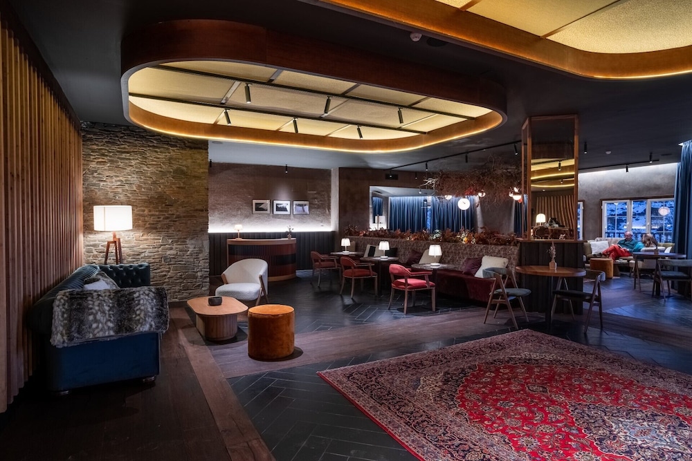 The Mountains Hotel 38/50