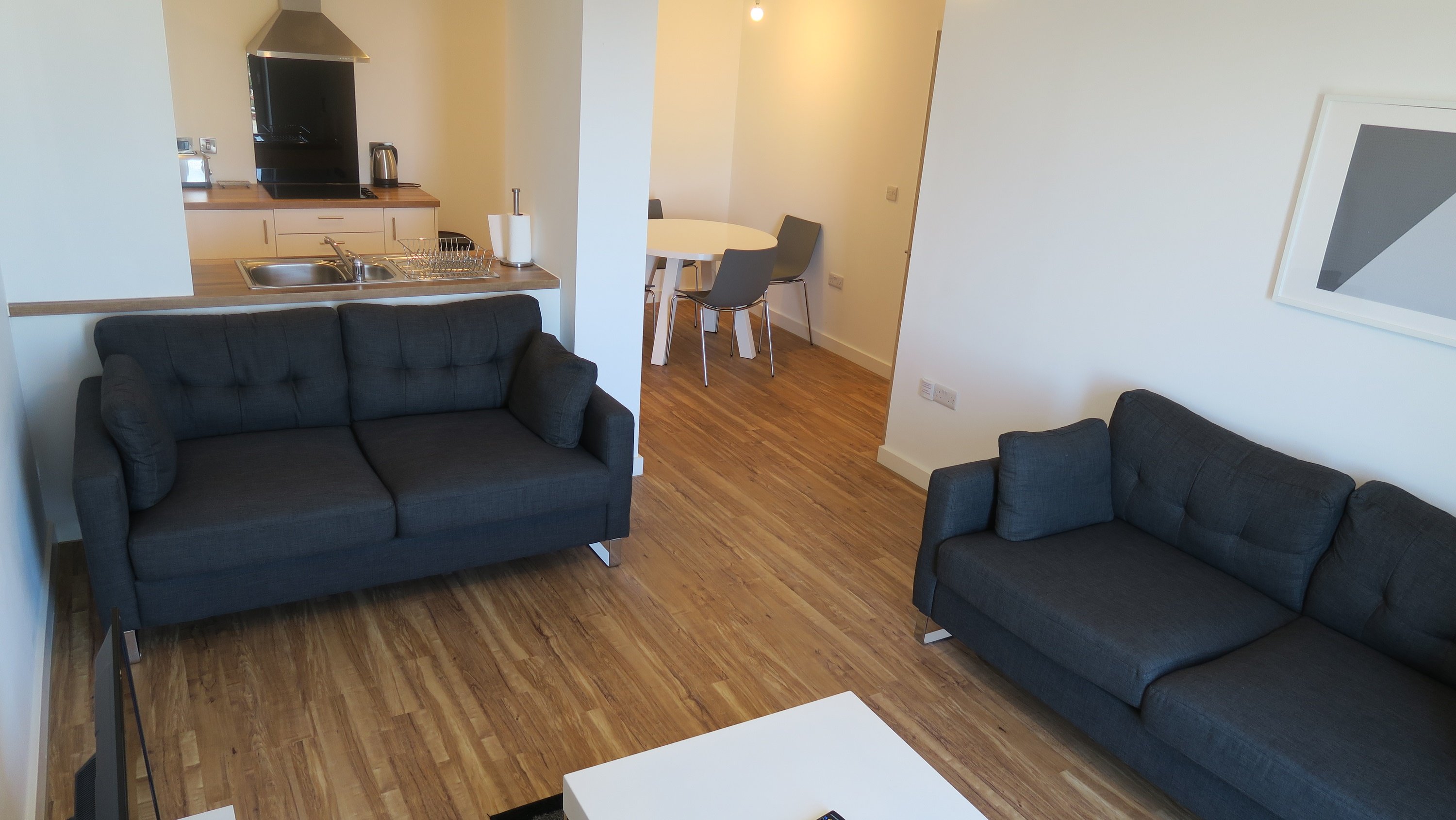 Quay Apartments Salford Quays 11/22