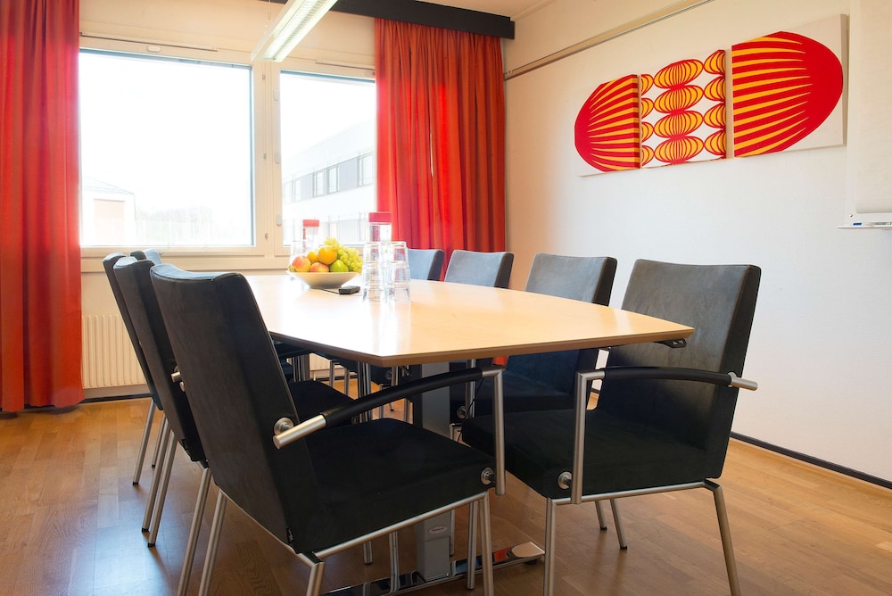 Scandic Uppsala North 32/42