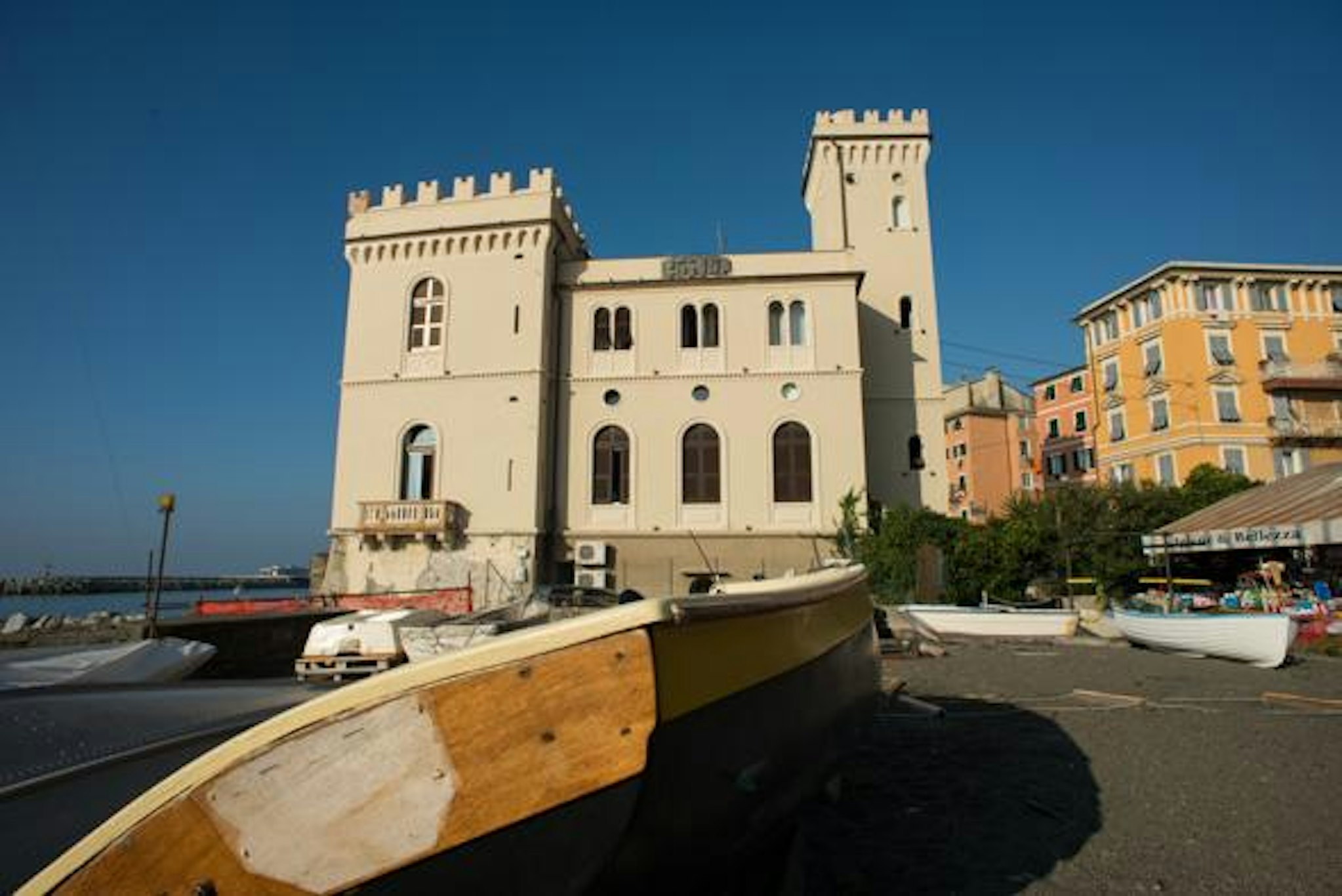Castello Miramare 54/56