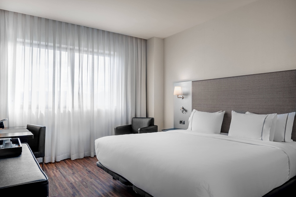 Ac Hotel Gijon 13/50