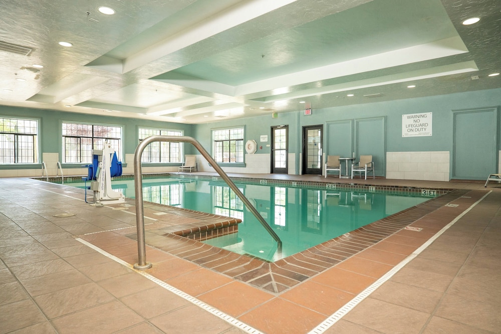 swimming pool spa