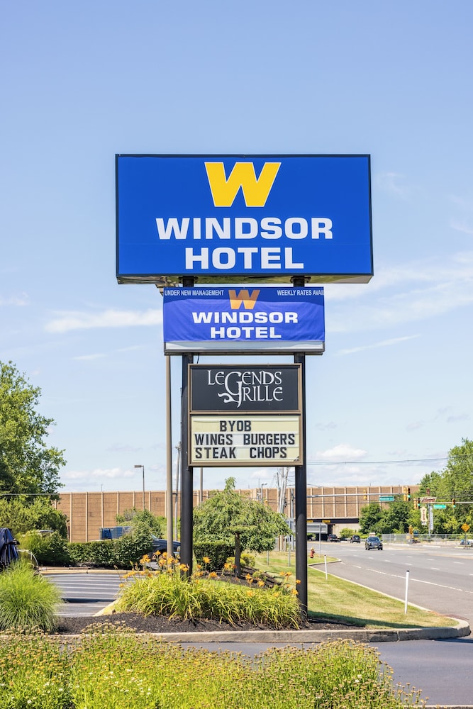 Windsor Hotel 4/28