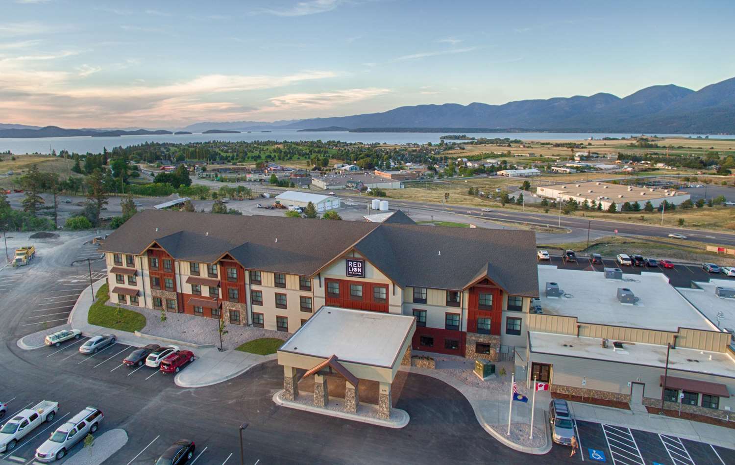 Red Lion Ridgewater Inn Suites Polson 27/28