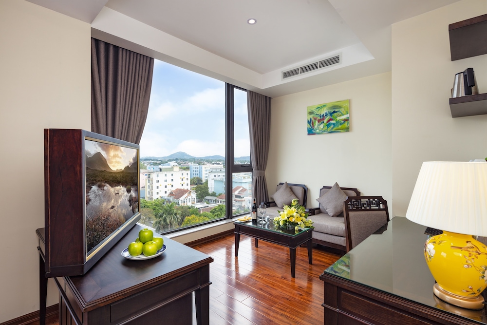Thanh Lich Royal Boutique Hotel 47/69