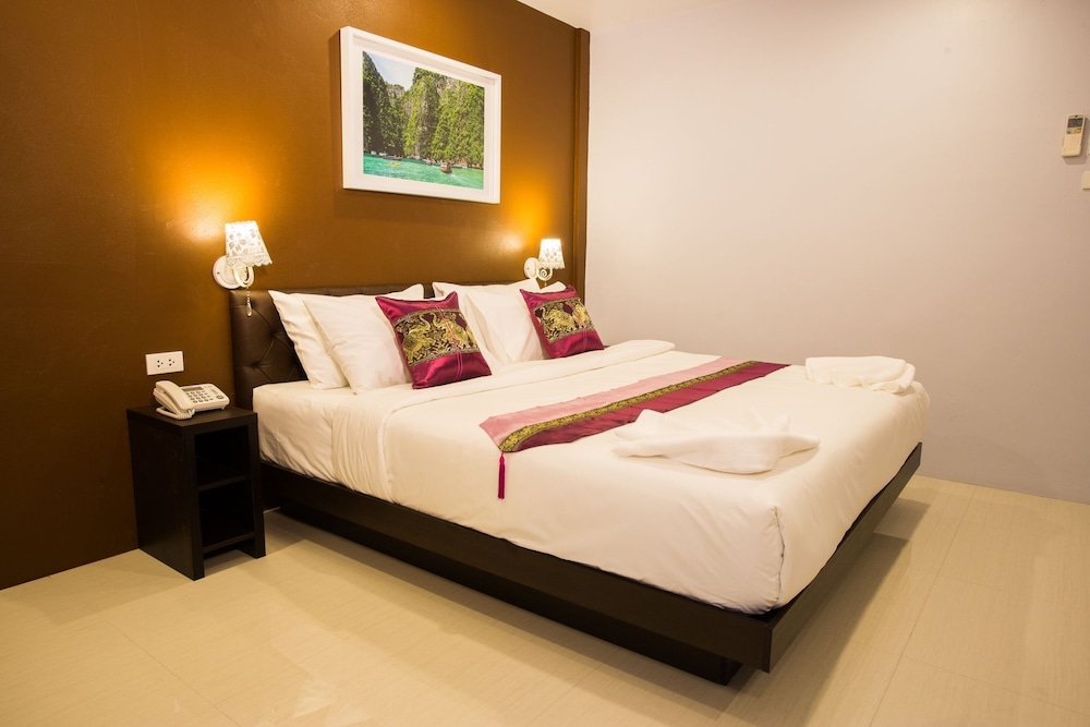 Pongsakorn Boutique Resort 13/67