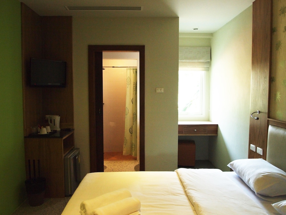 PHUKET ECOZY HOTEL 12/44