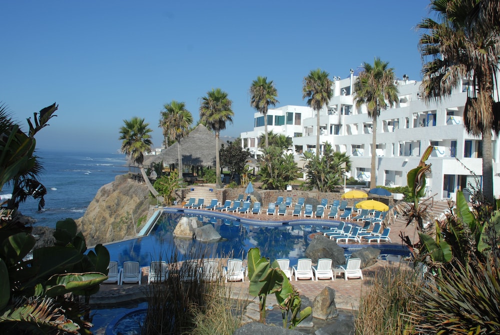 Las Rocas Resort Spa 35/50