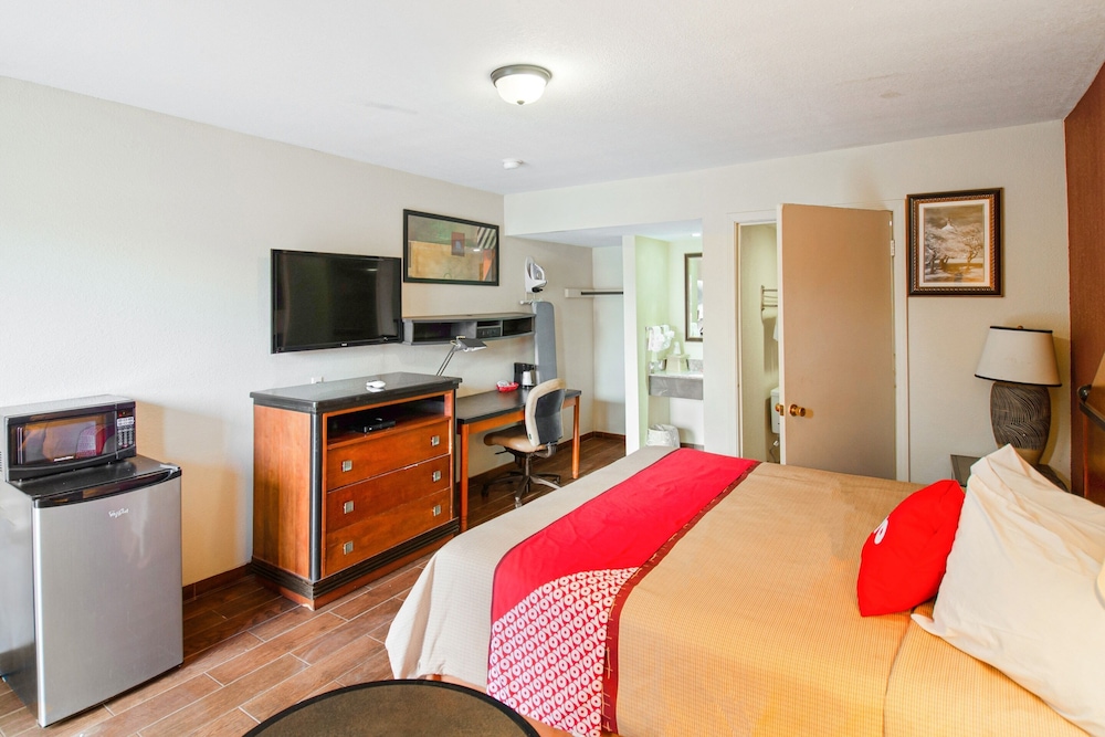 Hotel Blytheville AR I-55 11/33