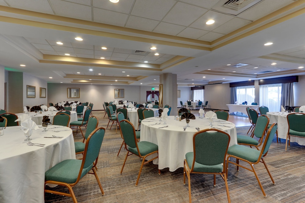Holiday Inn Express Aberdeen Chesapeake House 46/58