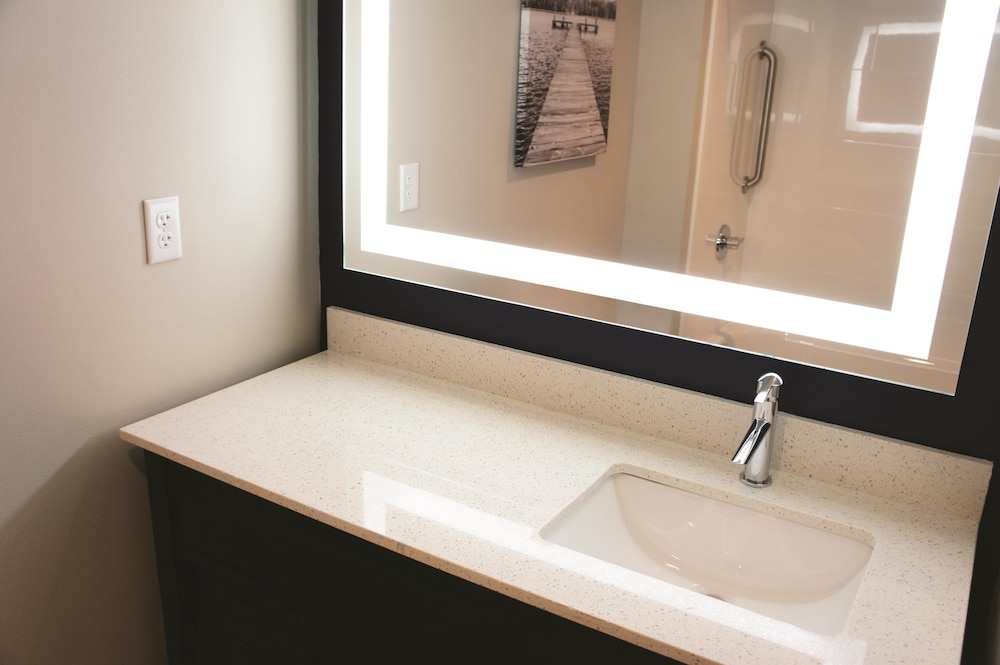 La Quinta Inn Suites By Wyndham Rock Hill 30/61