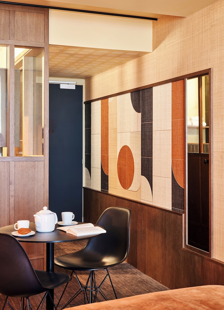 Mercure St Malo Front de Mer Hotel 41/48