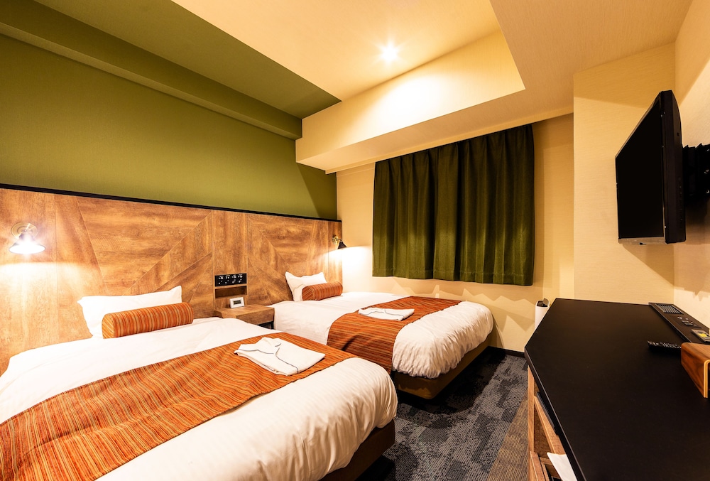STANDARD, TWIN BEDS, SMOKING