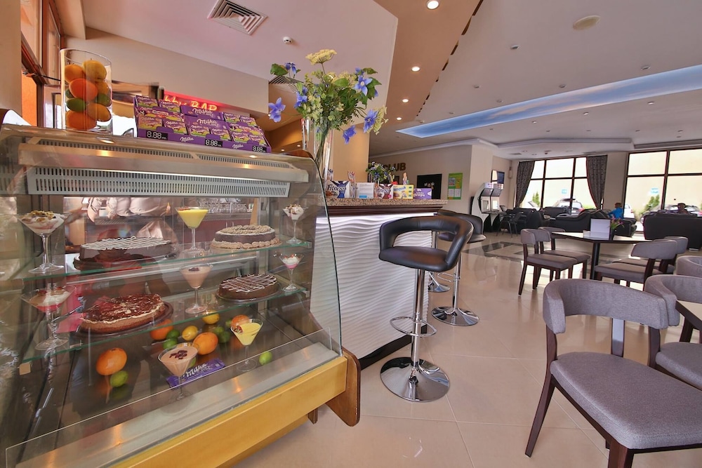 Prestige Hotel And Aquapark 53/72