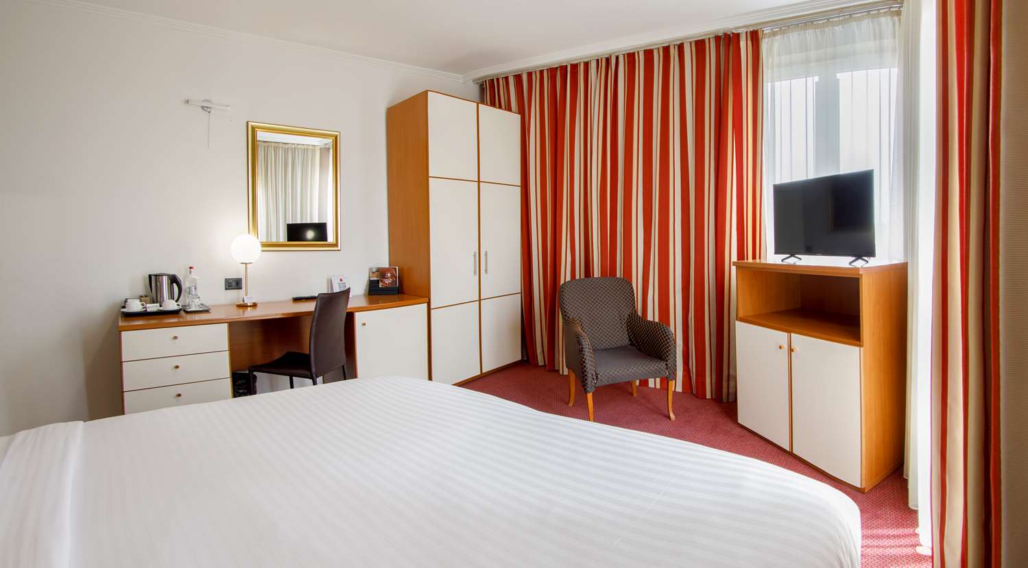 Best Western Plus Congress Hotel 19/77