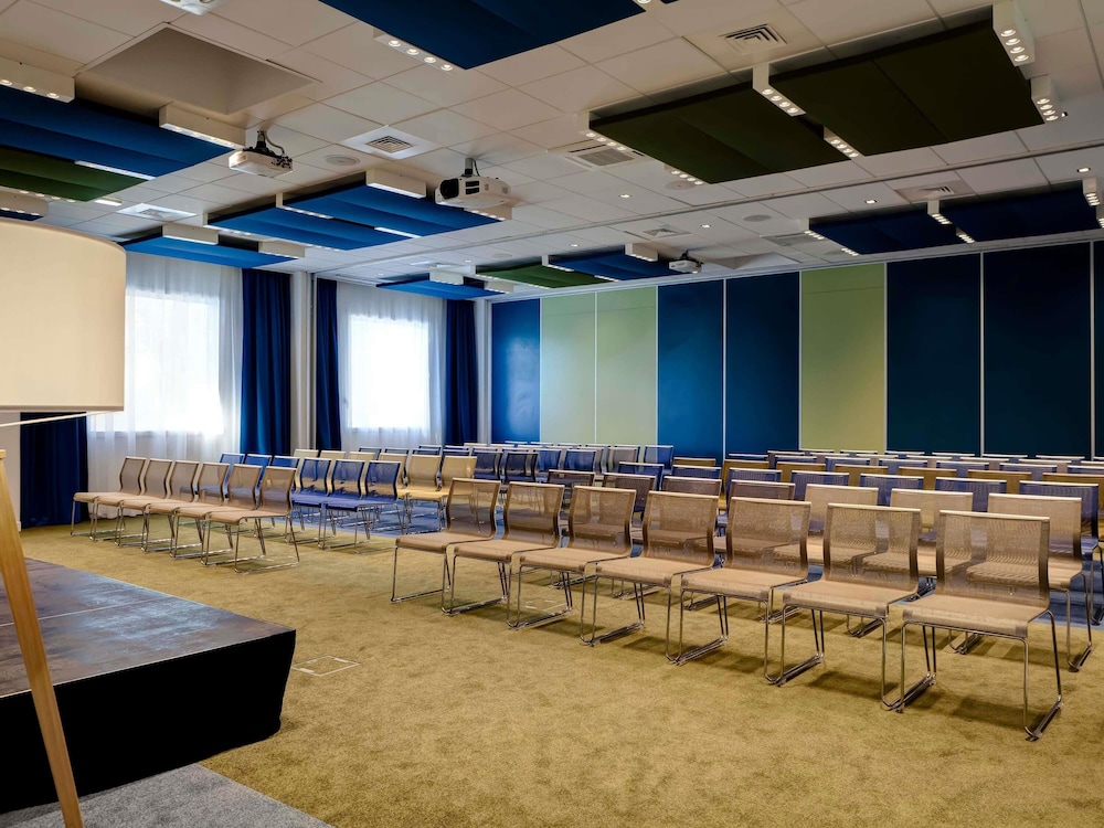 Novotel Lyon Gerland Musee des Confluences 51/62