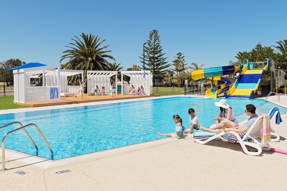 West Beach Parks Resort 9/51