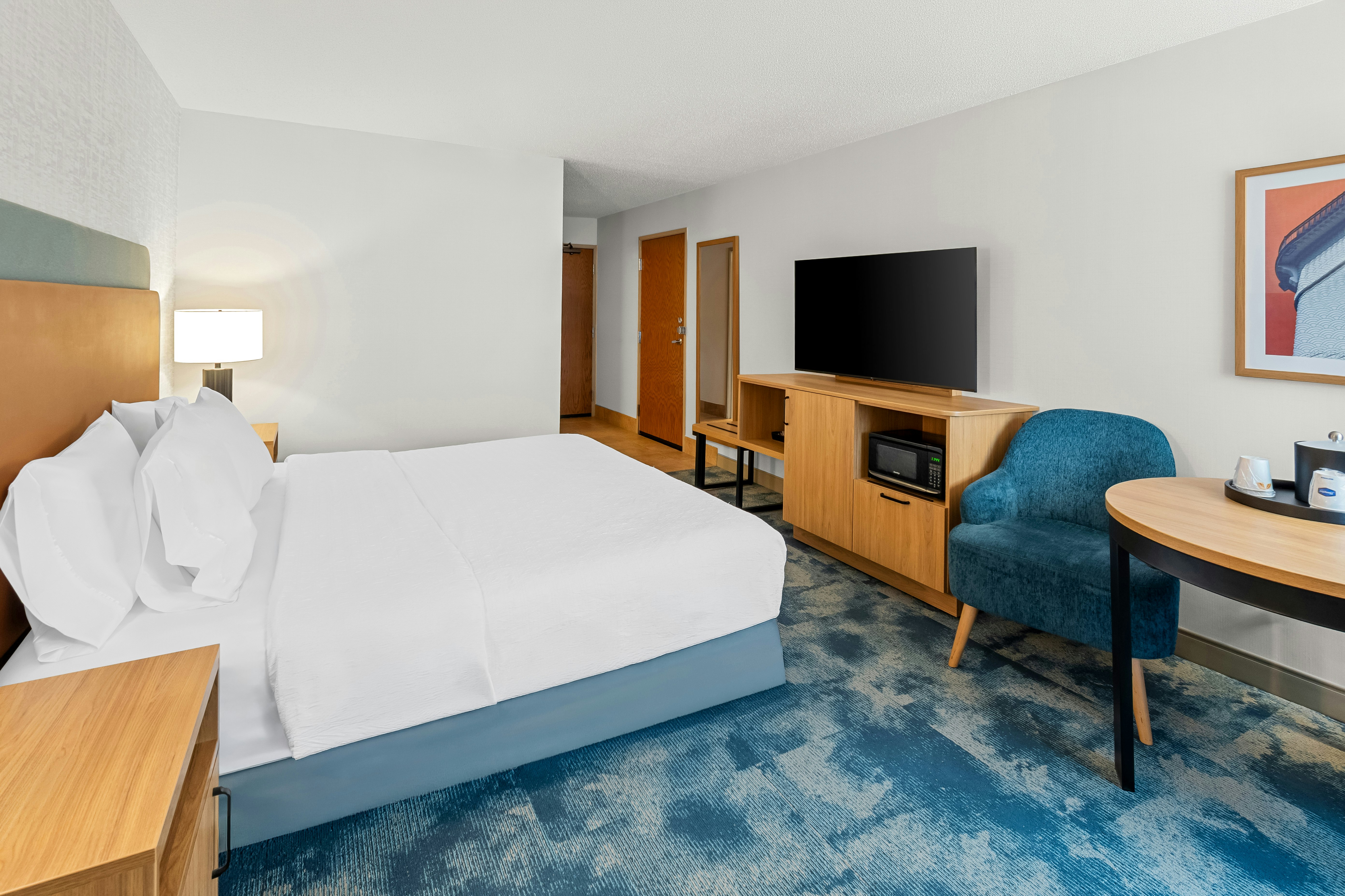 Room, King Bed, Accessible 6/8