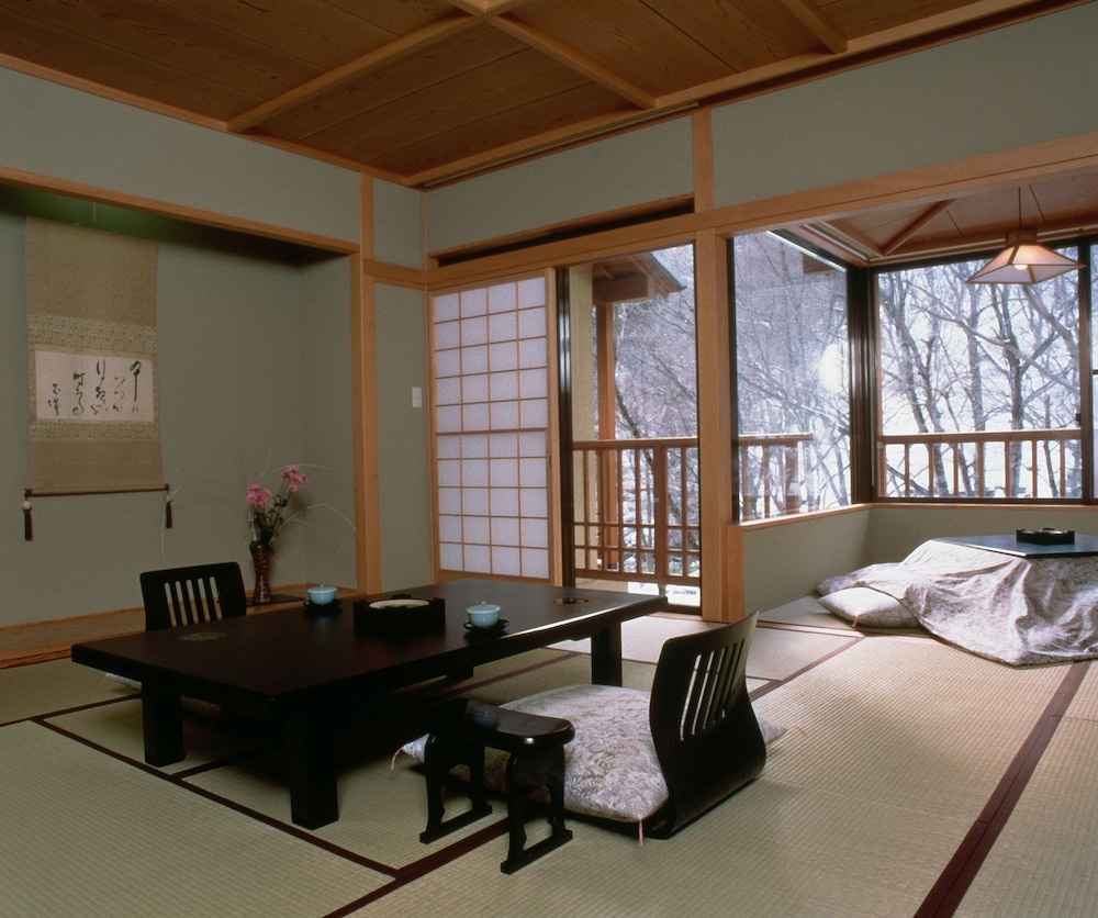 Kinseikan Seseragi 12/50