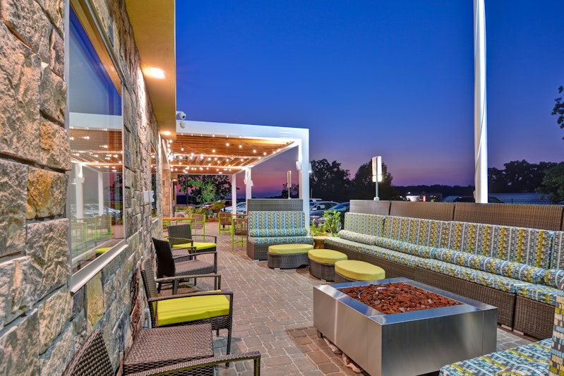 Home2 Suites By Hilton Hot Springs 12/60