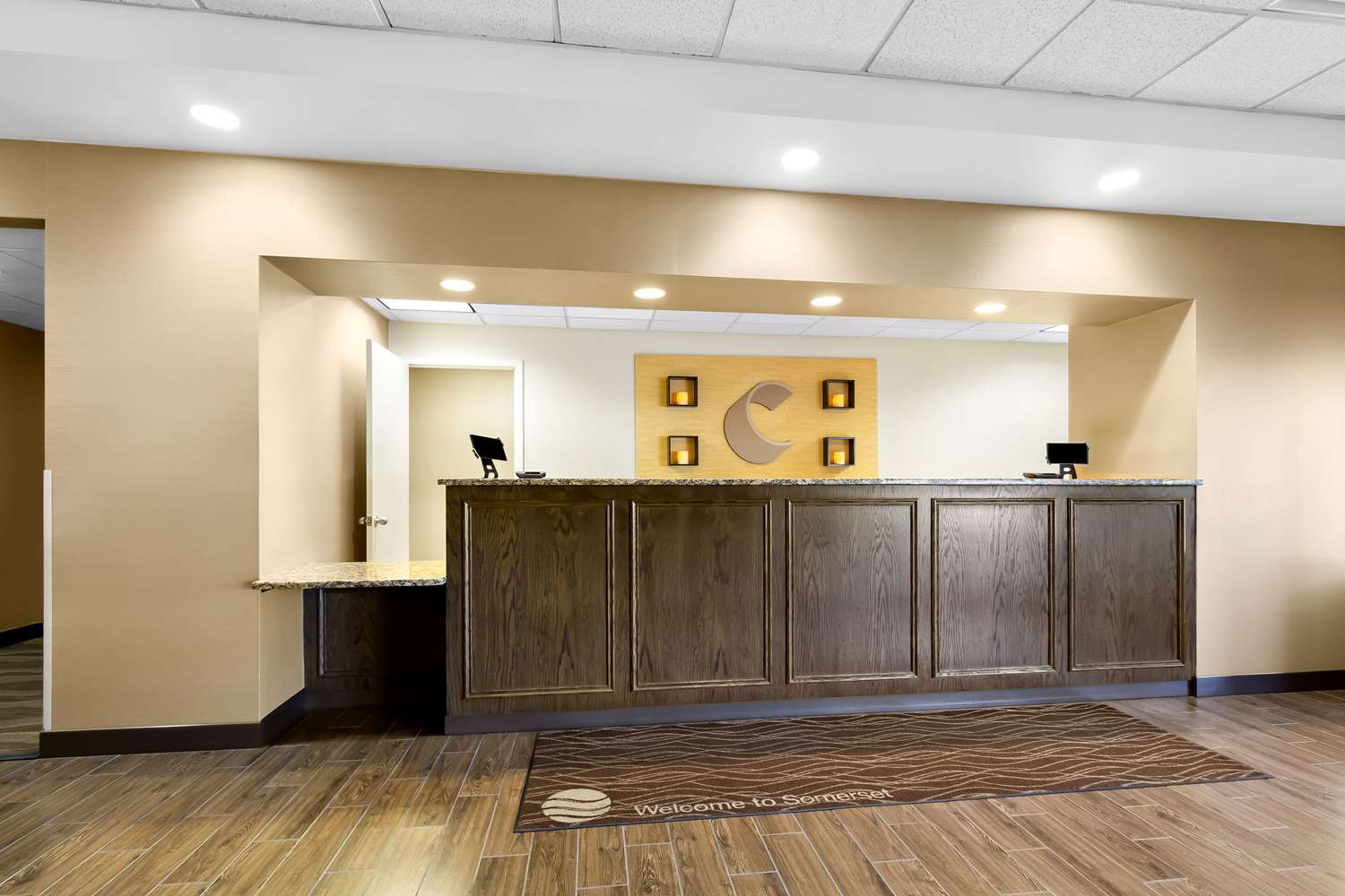 Comfort Inn Somerset 6/35
