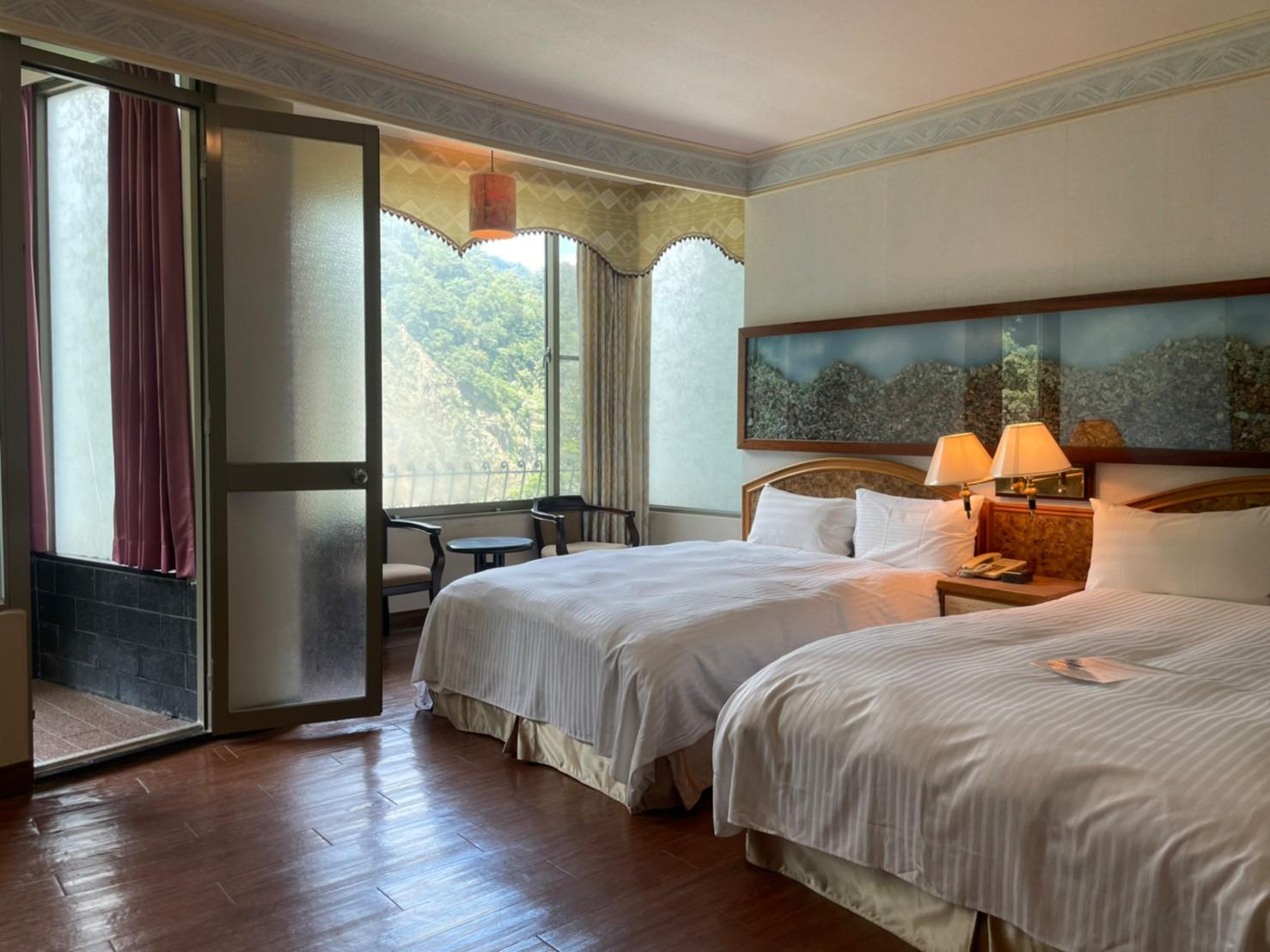 Dragon Vally Hotel and Paradise 18/35