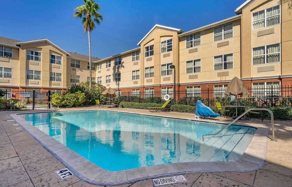 Extended Stay America - Tampa - Airport - N. West Shore Blvd 70/73