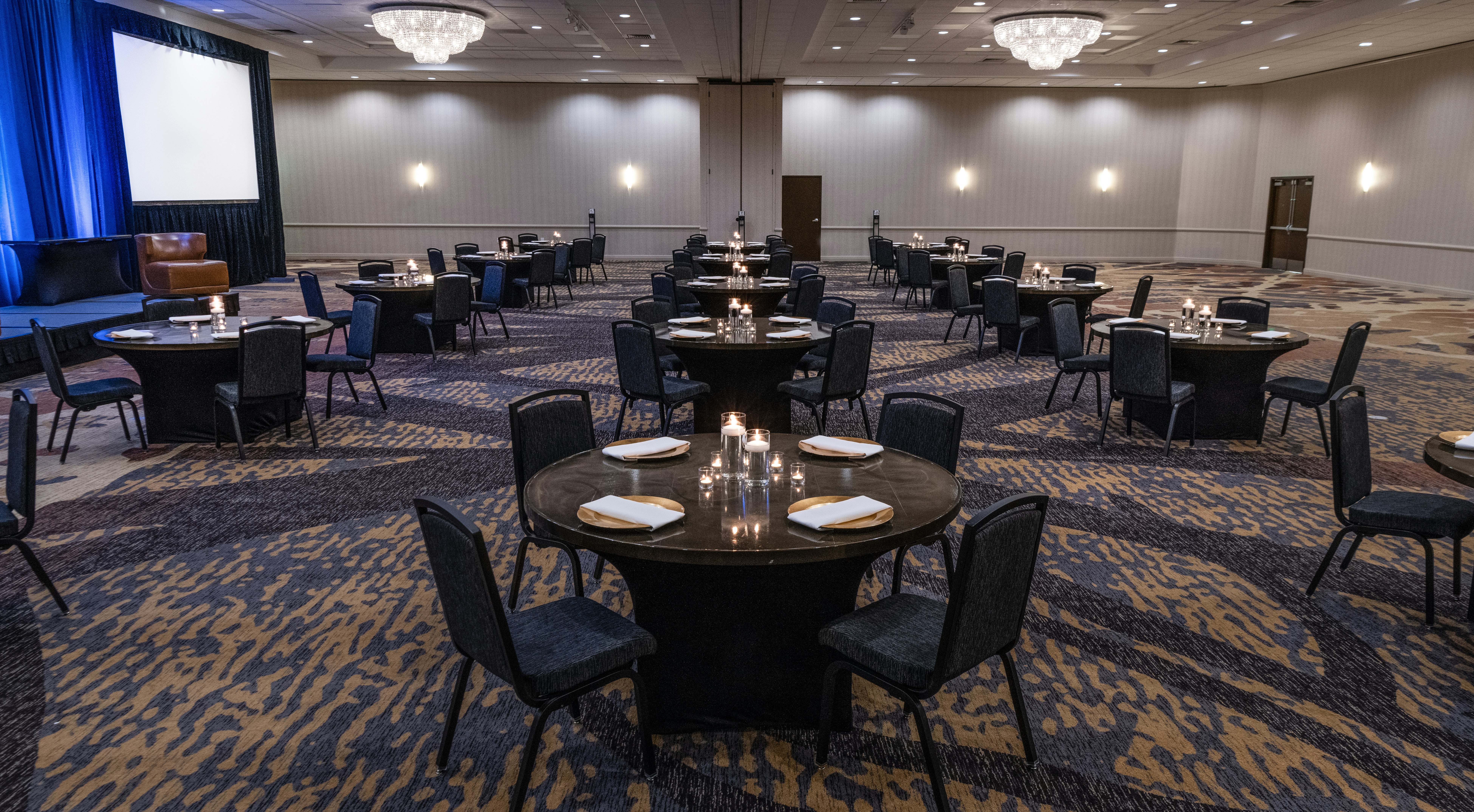 Embassy Suites by Hilton Portland Washington Square 31/36