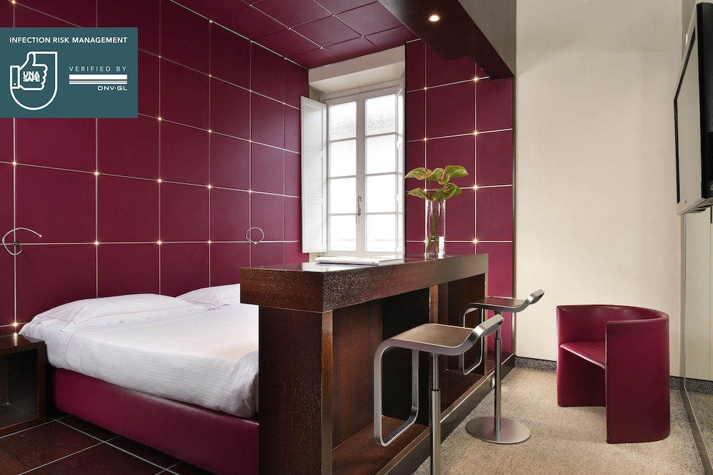 Unahotels Vittoria Firenze 9/63