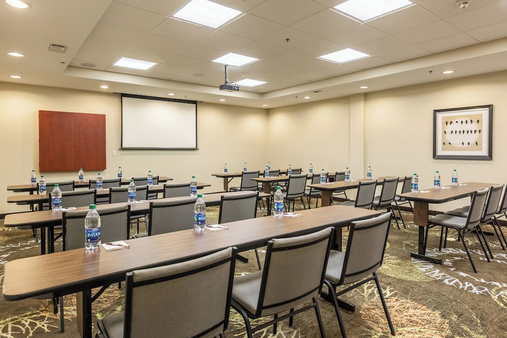 Staybridge Suites Houston I-10 West-Beltway 8 40/49