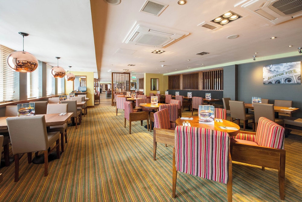 Premier Inn Brighton City Centre (North Street) 37/40