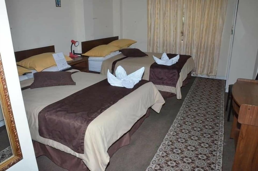 HOTEL BONAVENTURE 14/26