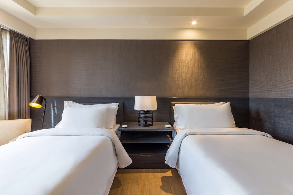Radisson Collection Hotel Bamako (ex Sheraton Bamako) 17/70
