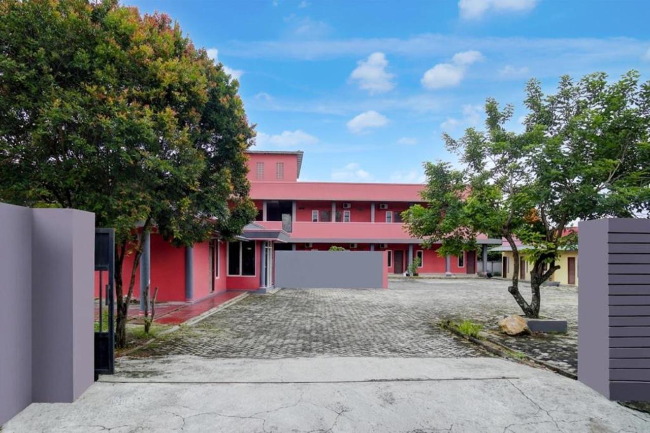 Hotel O near Urip Sumoharjo Hospital formerly Yasmine Guesthouse Syariah 18/21